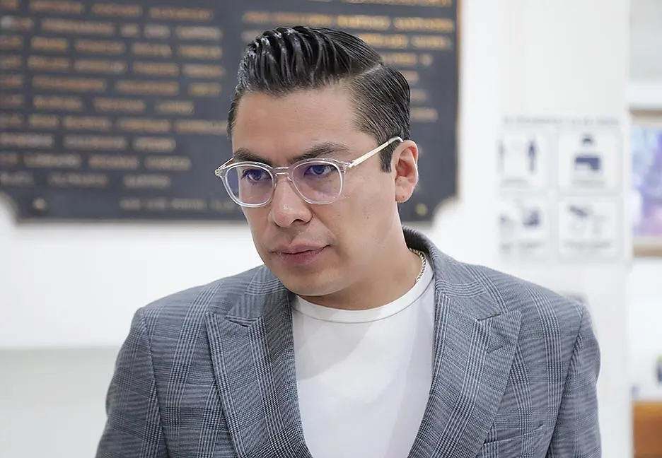 Diputado retrasa sesión de la Dip. Permanente