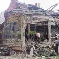 Bombardean monasterio en Myanmar