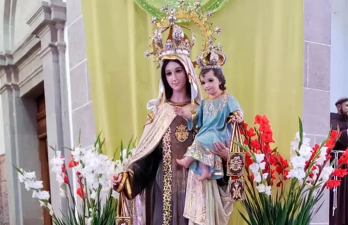 Celebran festividad de Virgen del Carmen