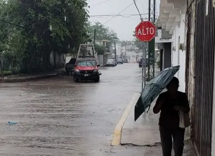 Por ondas tropicales, más lluvias fuertes en SLP