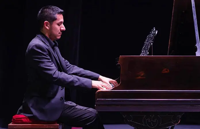 CONCIERTOS EN EL MUSEO F. COSSÍO
