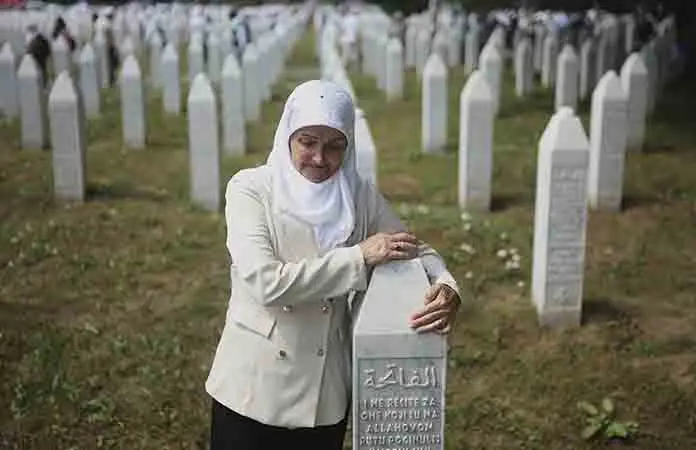 Conmemoran 30 años de genocidio
