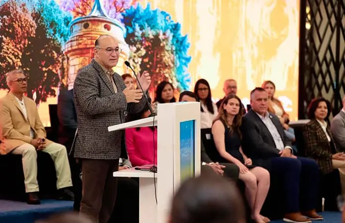Inaugura Galindo Foro Internacional Ciudad Árbol