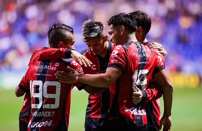 Logra el Atlas primer triunfo
