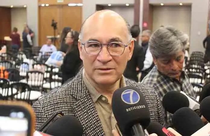 Respalda EG iniciativa de pensión obligatoria a polis