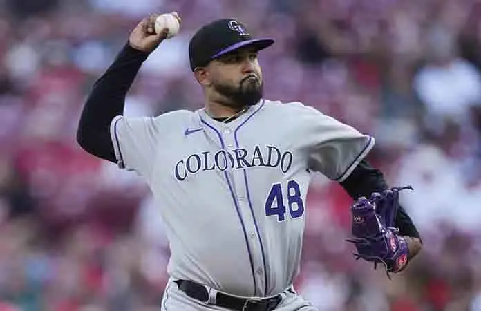 Rockies hilan su cuarta victoria