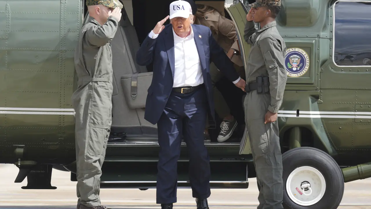 Trump impone aranceles del 30% a la Unión Europea y México