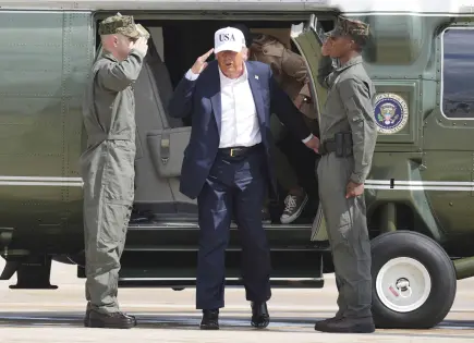 Trump impone aranceles del 30% a la Unión Europea y México