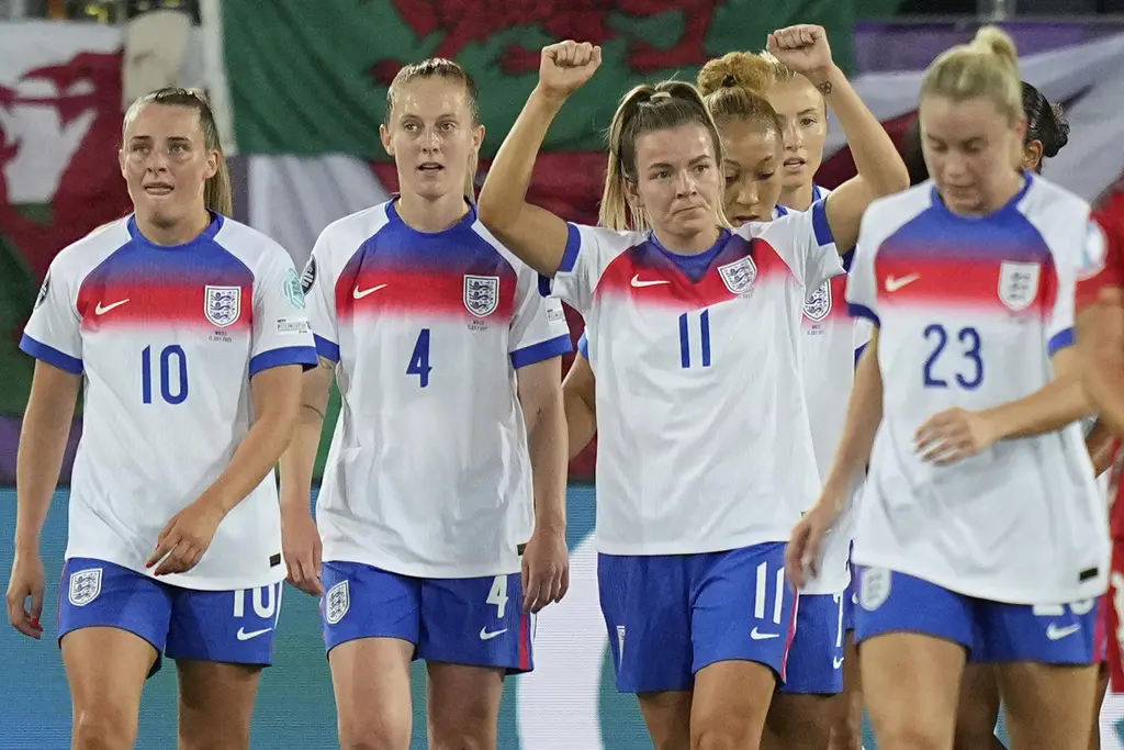 Inglaterra aplasta a Gales 6-1 en Campeonato Europeo Femenino