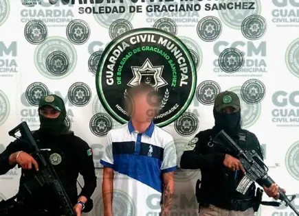 Cae sujeto que traía 51 dosis de “cristal”