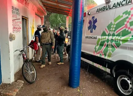 Riña en tienda deja dos lesionados