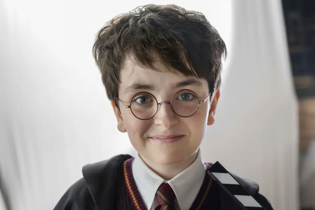Revelan primer vistazo de Dominic McLaughlin como Harry Potter en la serie de HBO