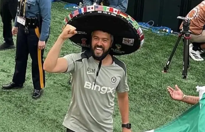 Bernardo Cueva es campeón con Chelsea
