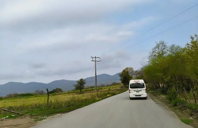 La zona tének, a oscuras