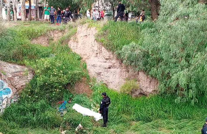 Muere un ciclista tras caer al río Paisanos