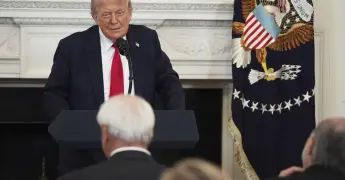 Donald Trump declara sobre el caso Epstein y despierta controversia