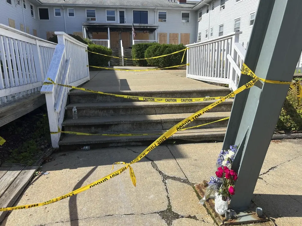 Incendio en residencia de ancianos en Massachusetts deja nueve muertos