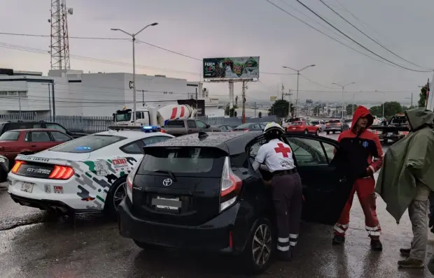 Conductor choca en Circuito Potosí tras un infarto
