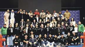 DESFILE DE MODAS