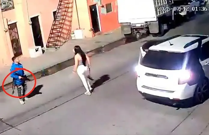 Indagan feminicidio con AR-15