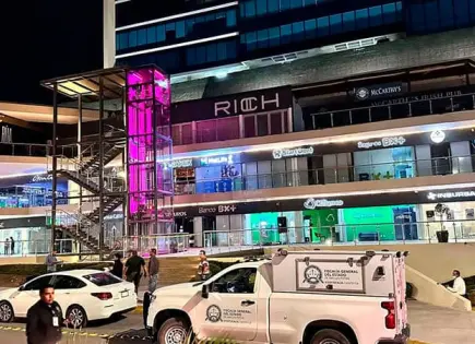 Ordenan inhabilitar a tres funcionarios estatales por el caso Rich: S. Aguiñaga