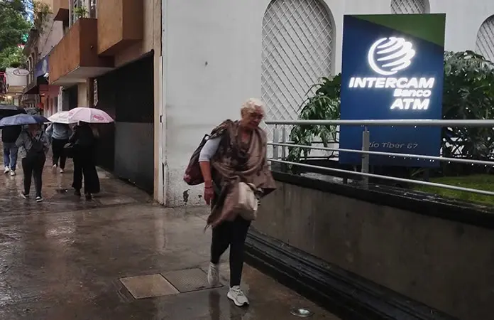 Actualizan multa a bancos por lavado