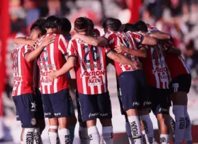 Chivas define su estructura deportiva para el Apertura 2025 bajo Javier Mier