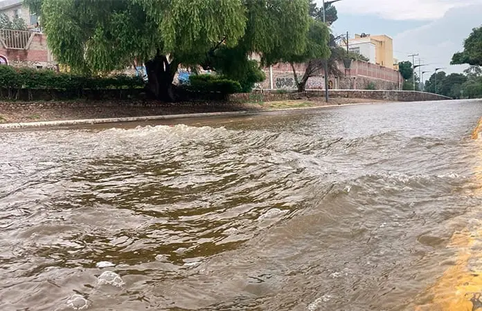 Río Santiago cerrado por desfogue