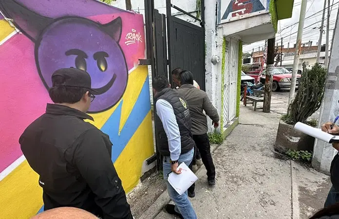 Clausuran dos antros, pero no hay detenidos