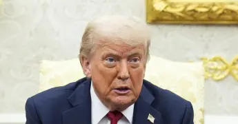 Donald Trump critica a sus seguidores por ser engañados