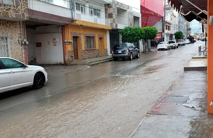 Prevé SMN más lluvias en la ciudad