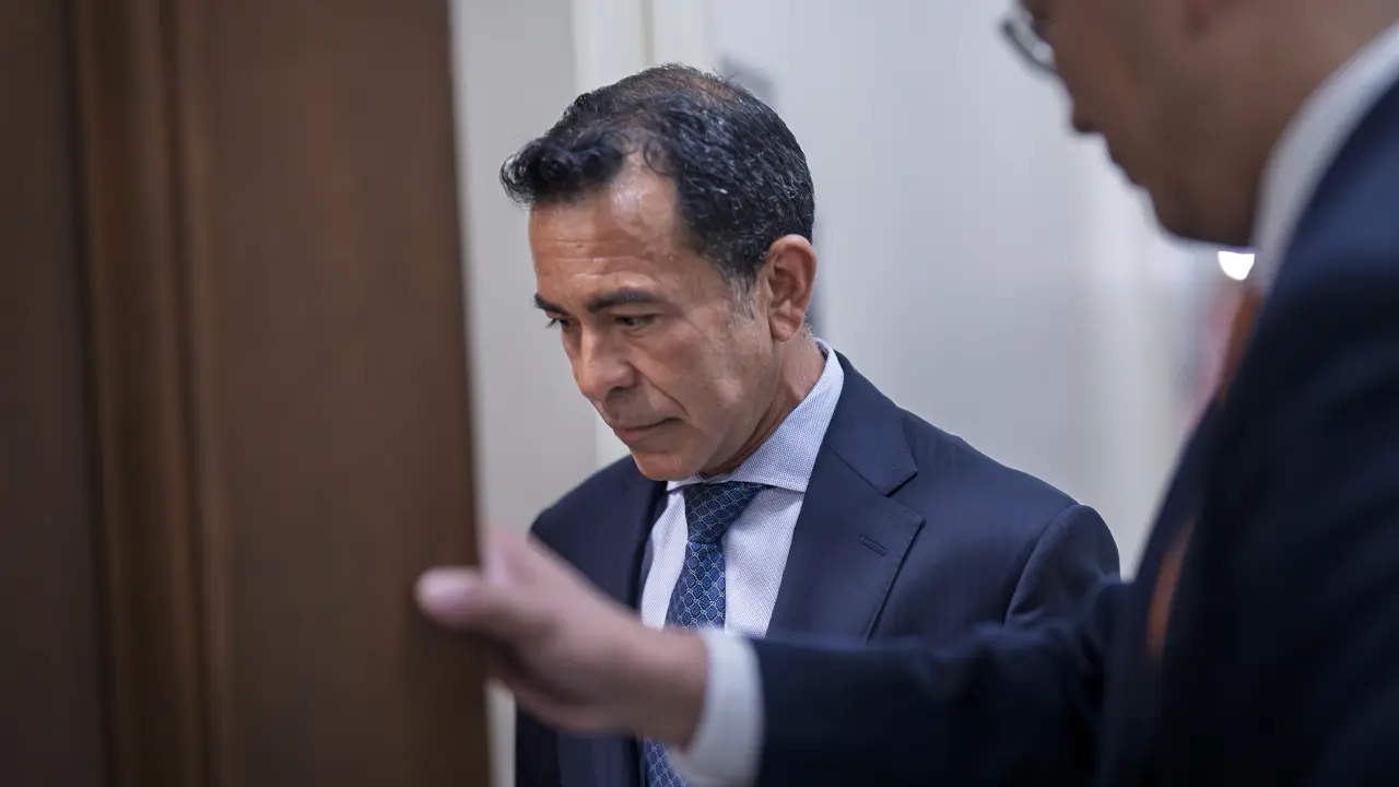 Ex asesor de Jill Biden invoca Quinta Enmienda en investigación