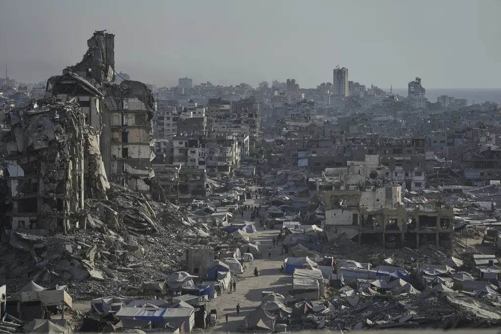 Ataque israelí en Gaza: 3 muertos y varios heridos en iglesia católica