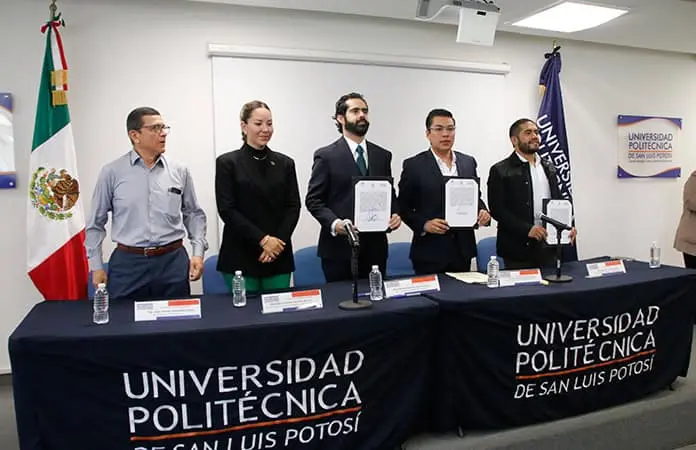 Firman UPSLP y Congreso convenio de colaboración