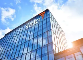 Fitch recorta nota crediticia a bancos