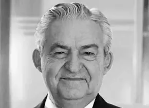 Muere Roberto Servitje, fundador de Grupo Bimbo