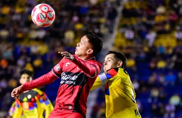 Suspenden partido entre América y Xolos por tormenta eléctrica