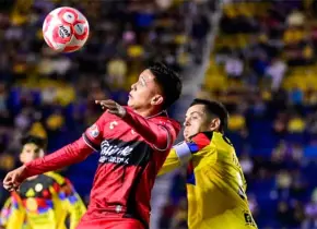 Suspenden partido entre América y Xolos por tormenta eléctrica