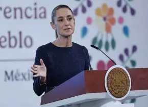 Sheinbaum descarta reunión con Trump por aranceles en exportación de jitomate