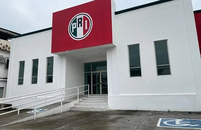 Amagan priistas en usar edificio en la PAS