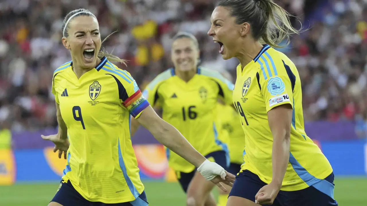 Inglaterra avanza a semifinales de Eurocopa femenina tras remontada histórica