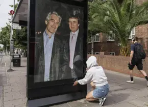Donald Trump envuelto en polémica por carta en caso Epstein
