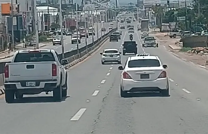 Denuncian taxi "fantasma" en Soledad de G.S.
