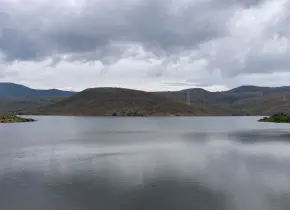 Video | Torrente ya rebasa presa El Peaje