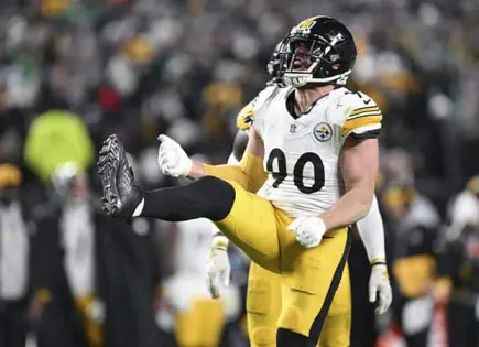 T.J. Watt firma histórico contrato