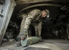 Ucrania aumentará su producción de armas