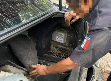 Tras persecución, cae sujeto con ponchallantas