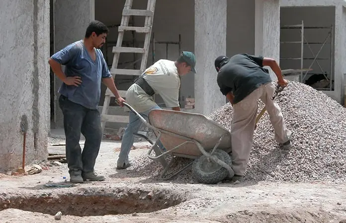 Sube pobreza laboral a 35.1% en segundo trimestre: Inegi