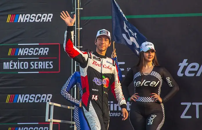 Alex de Alba Jr. va por el título