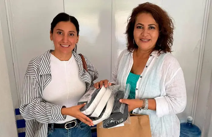 Apoya el DIF a mujeres con pelucas oncológicas